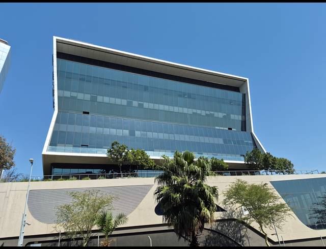 655M² OFFICE TO LET IN SANDTON CENTRAL